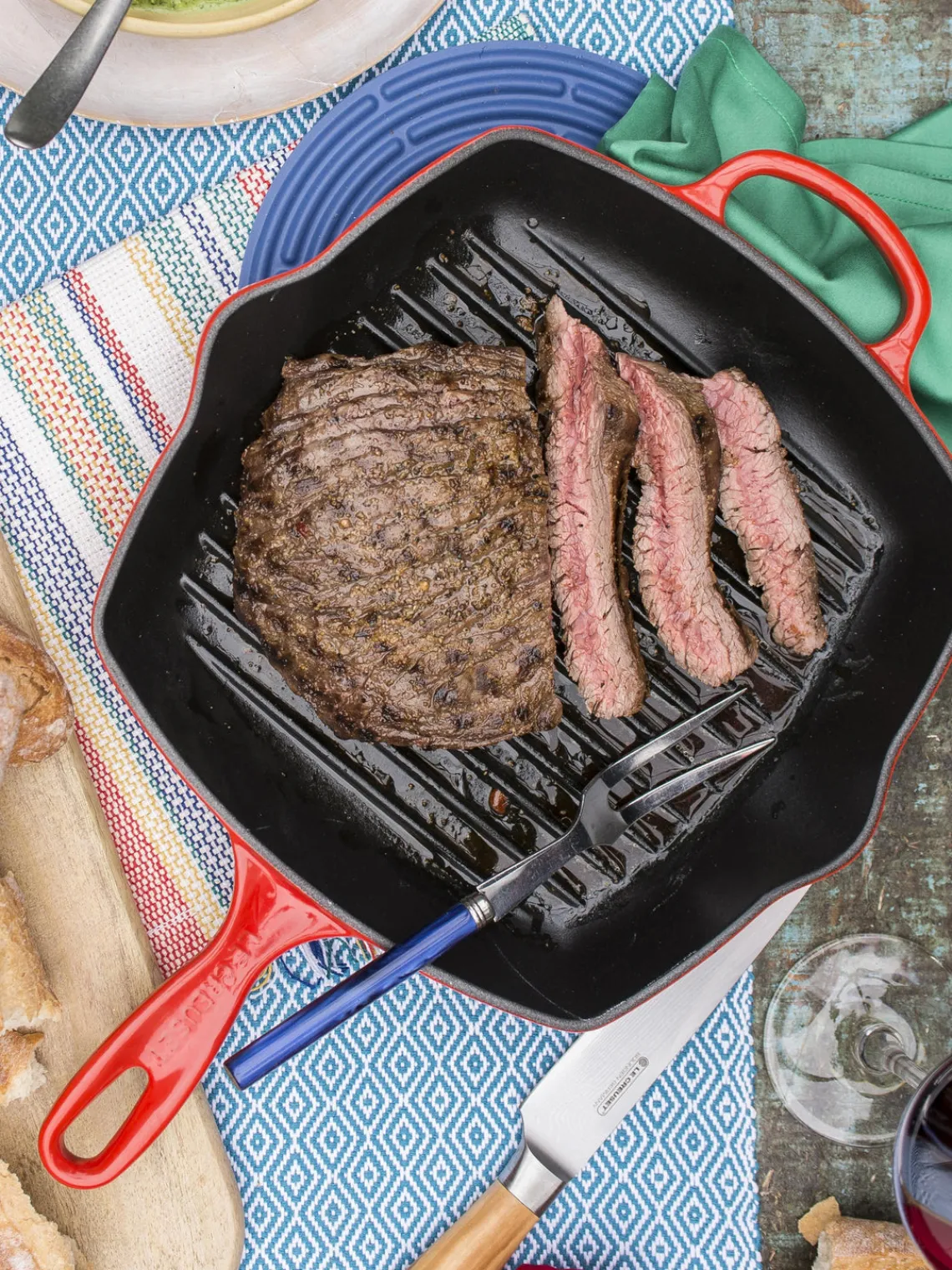 New LE CREUSET Poêle grill carrée en fonte émaillée Signature Collection Tons rouges