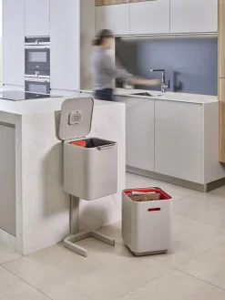 Discount Joseph Joseph Poubelle avec bac de recyclage séparé Totem, tailles variées Beige clair