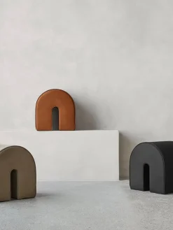 Clearance Kristina Dam Pouf rembourré en cuir aniline Curved Cuir noir