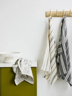 Fashion Nordal Présentoir à gâteau en marbre Isop, Ø30