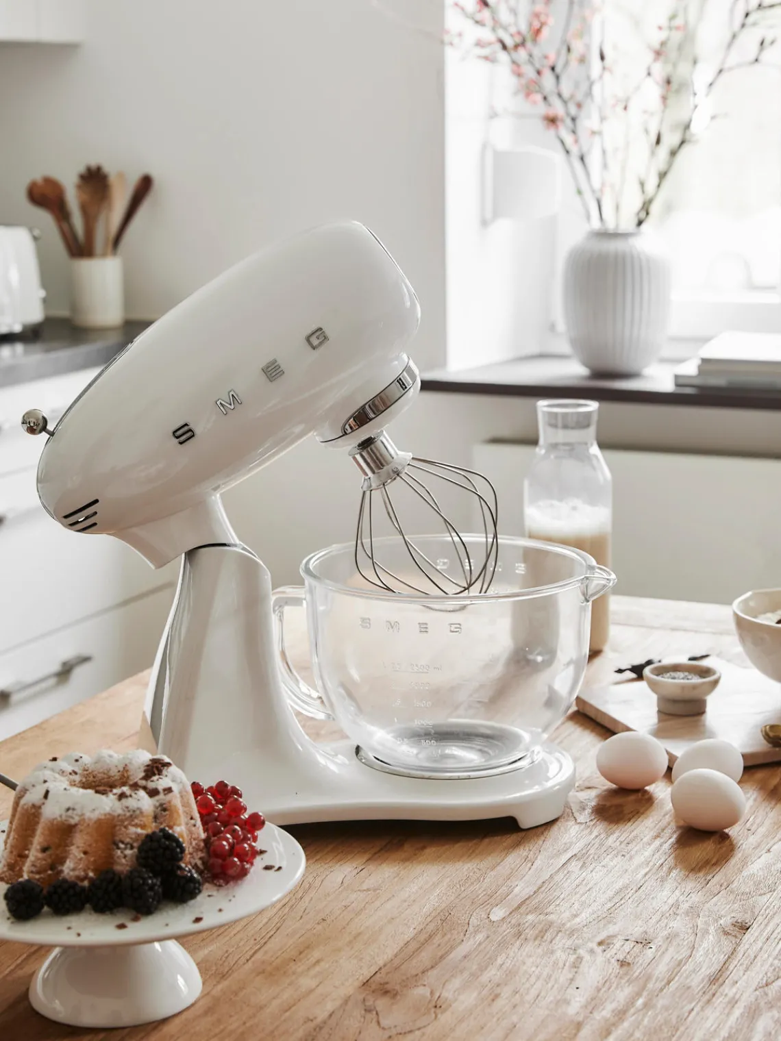 Sale Smeg Robot de cuisine 50's Style Blanc, haute brillance