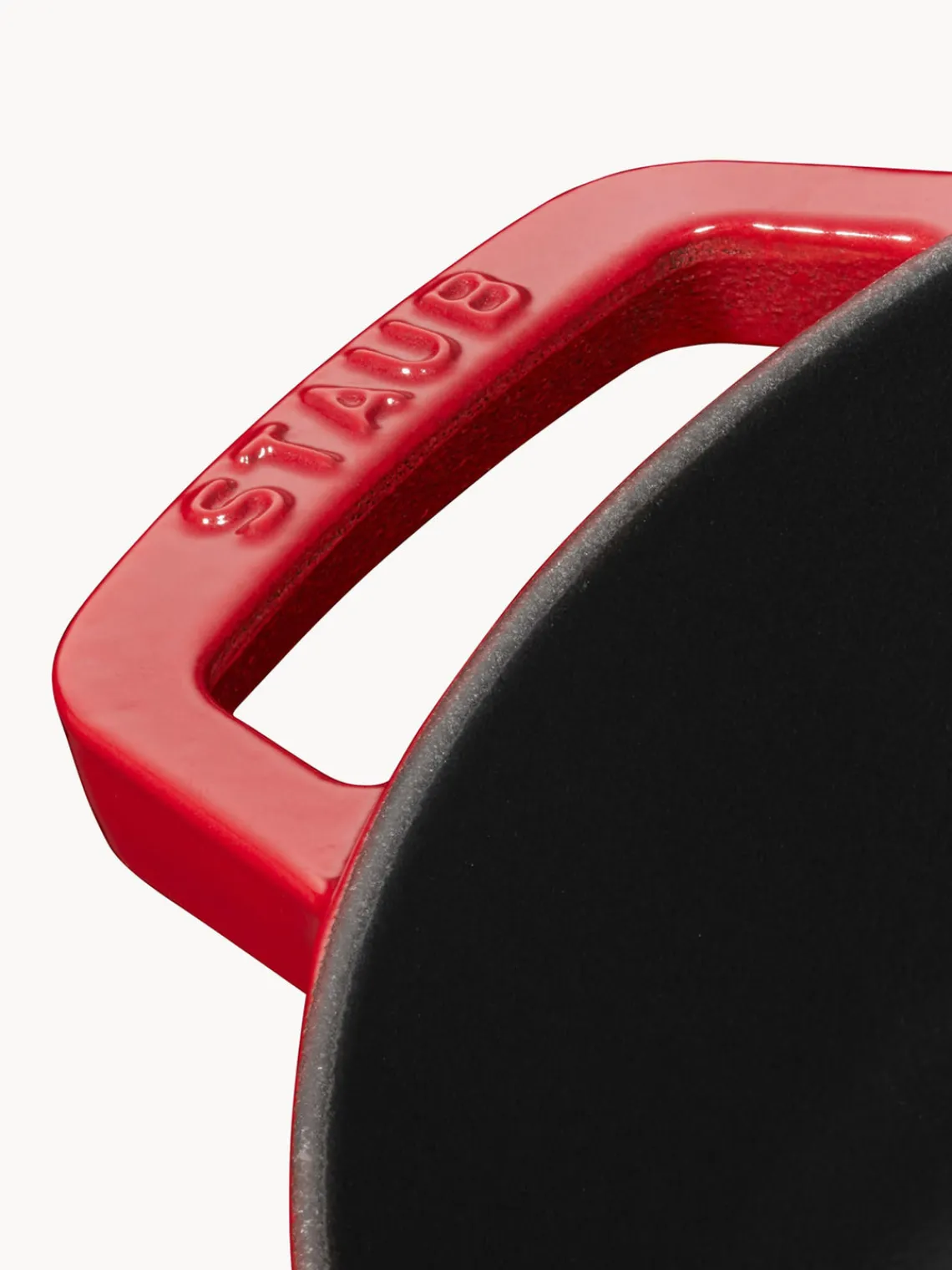 Sale Staub Sauteuse en fonte Chistera Rouge