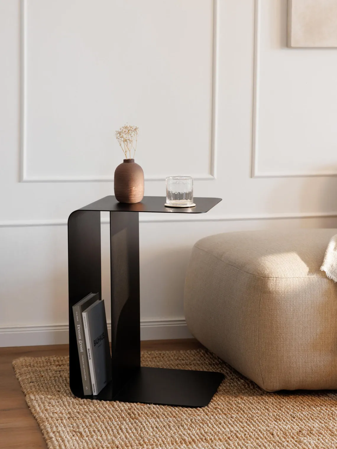 New Metallbude Table d'appoint artisanale Cosmo Noir