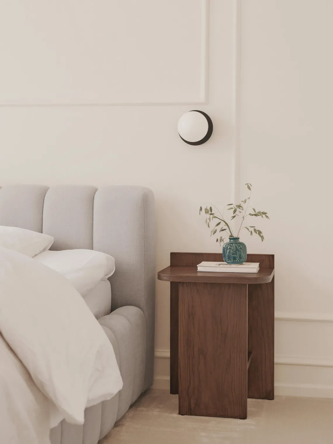 Sale Gejst Table d'appoint en bois de chêne Ismo Bois de chêne foncé laqué