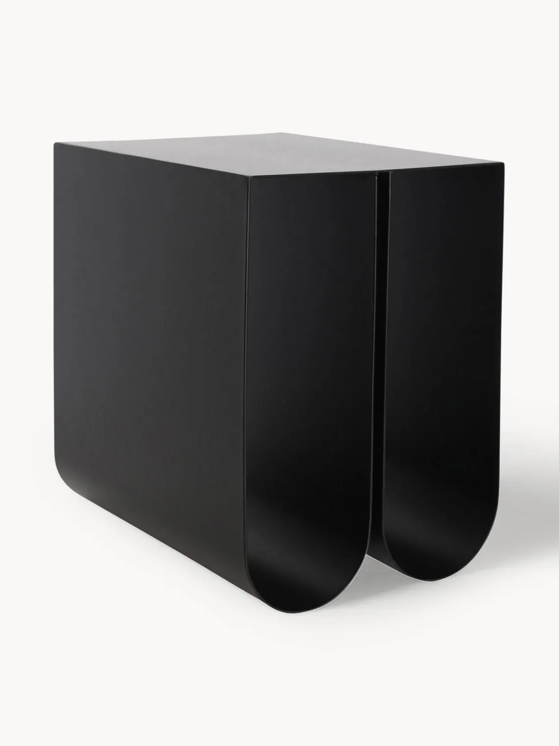 Online Kristina Dam Table d'appoint en métal Curved Noir
