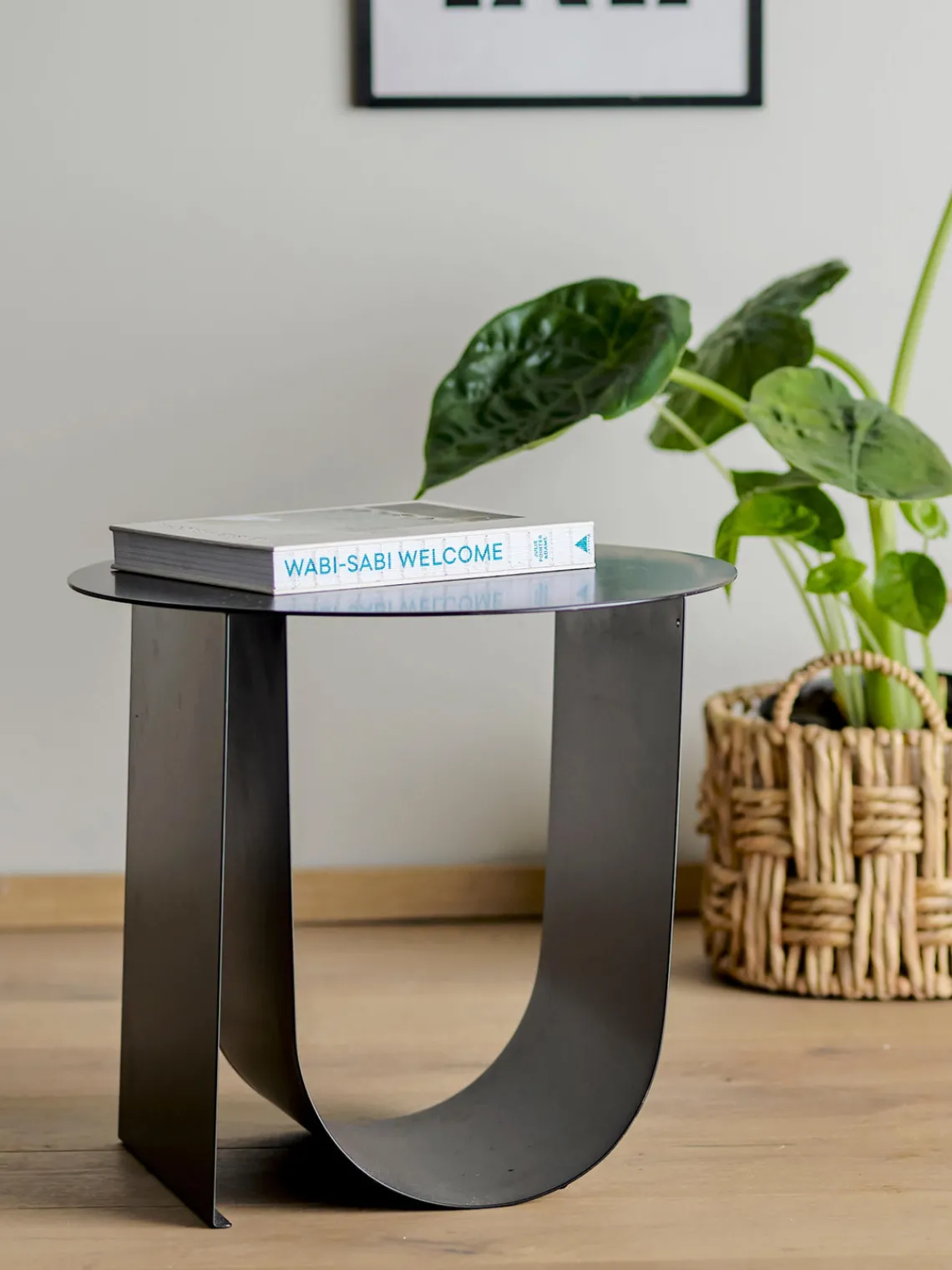 New Bloomingville Table d'appoint ronde en métal Cher