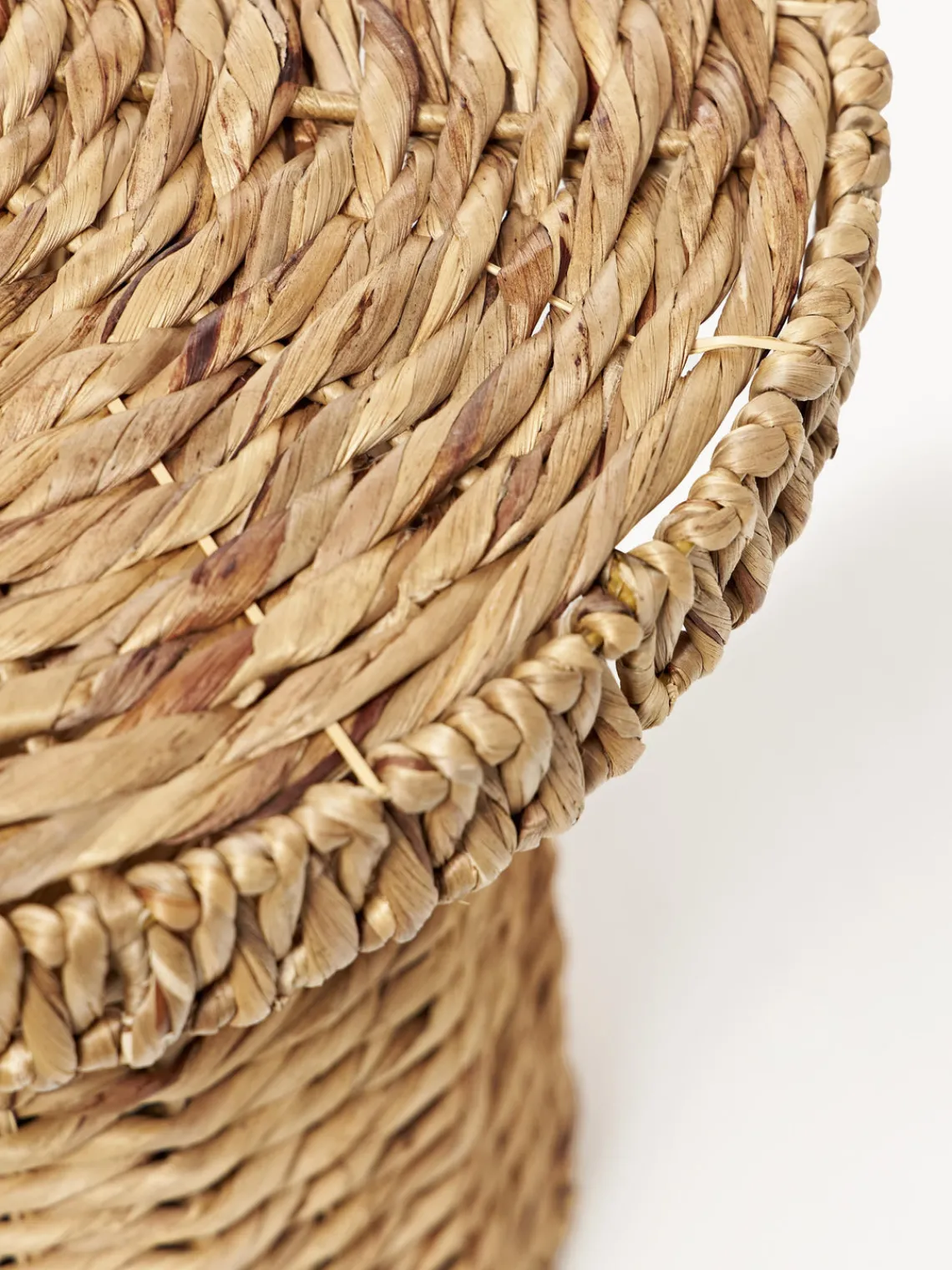 Sale Bloomingville Table d'appoint ronde en rotin Camo