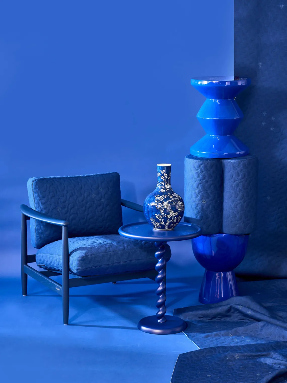 Sale Pols Potten Table d'appoint ronde Twister Bleu foncé