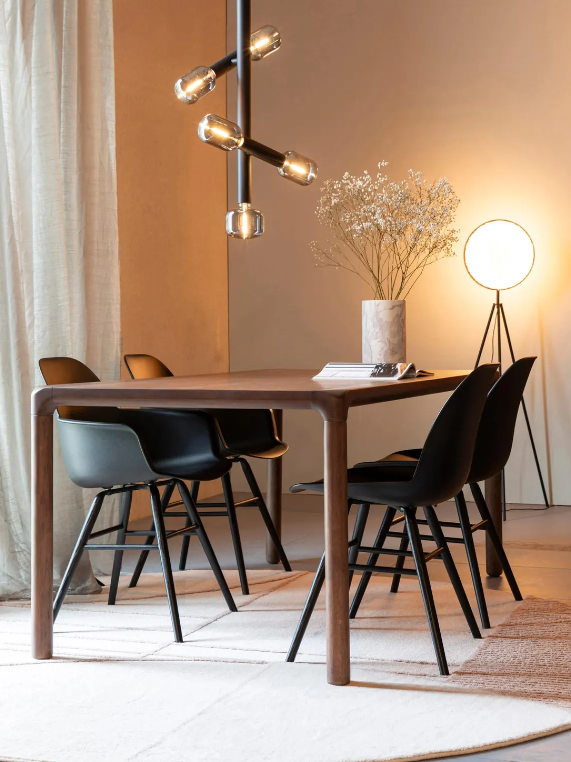 Sale Zuiver Table en frêne Storm, tailles variées Bois de frêne, brun foncé laqué