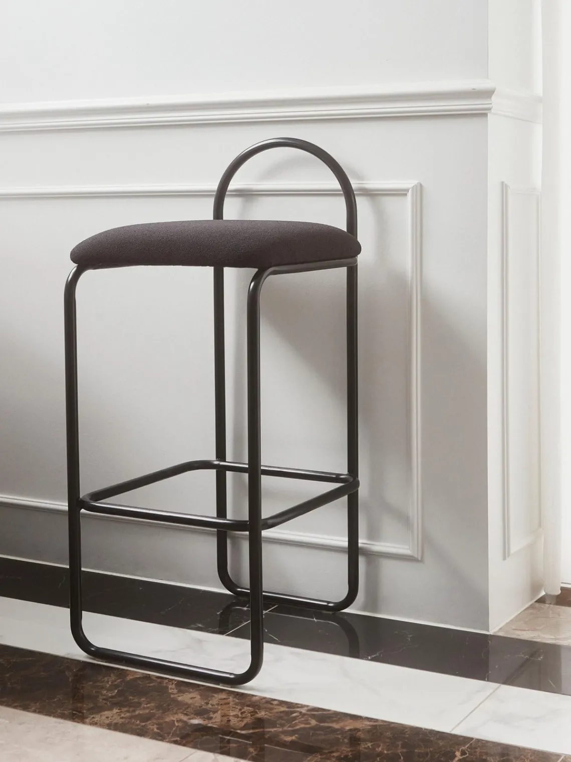 Best AYTM Tabouret de bar Angui Tissu noir
