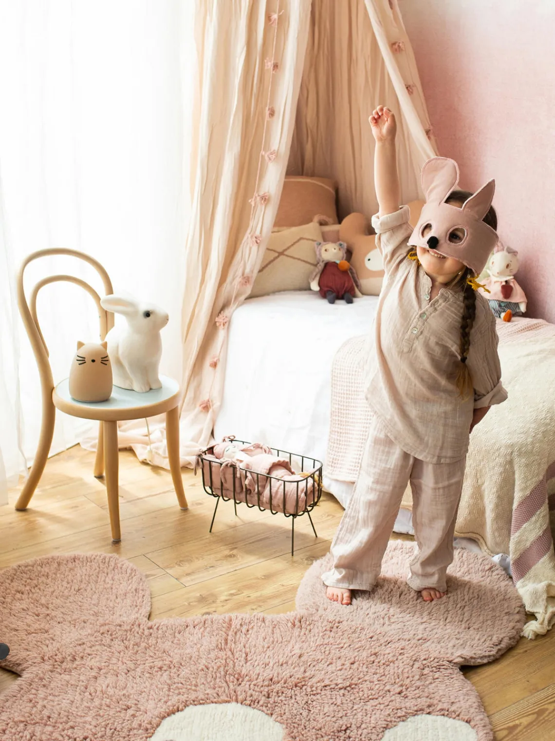 Fashion Lorena Canals Tapis pour enfants tufté main en laine Miss Mighty, lavable