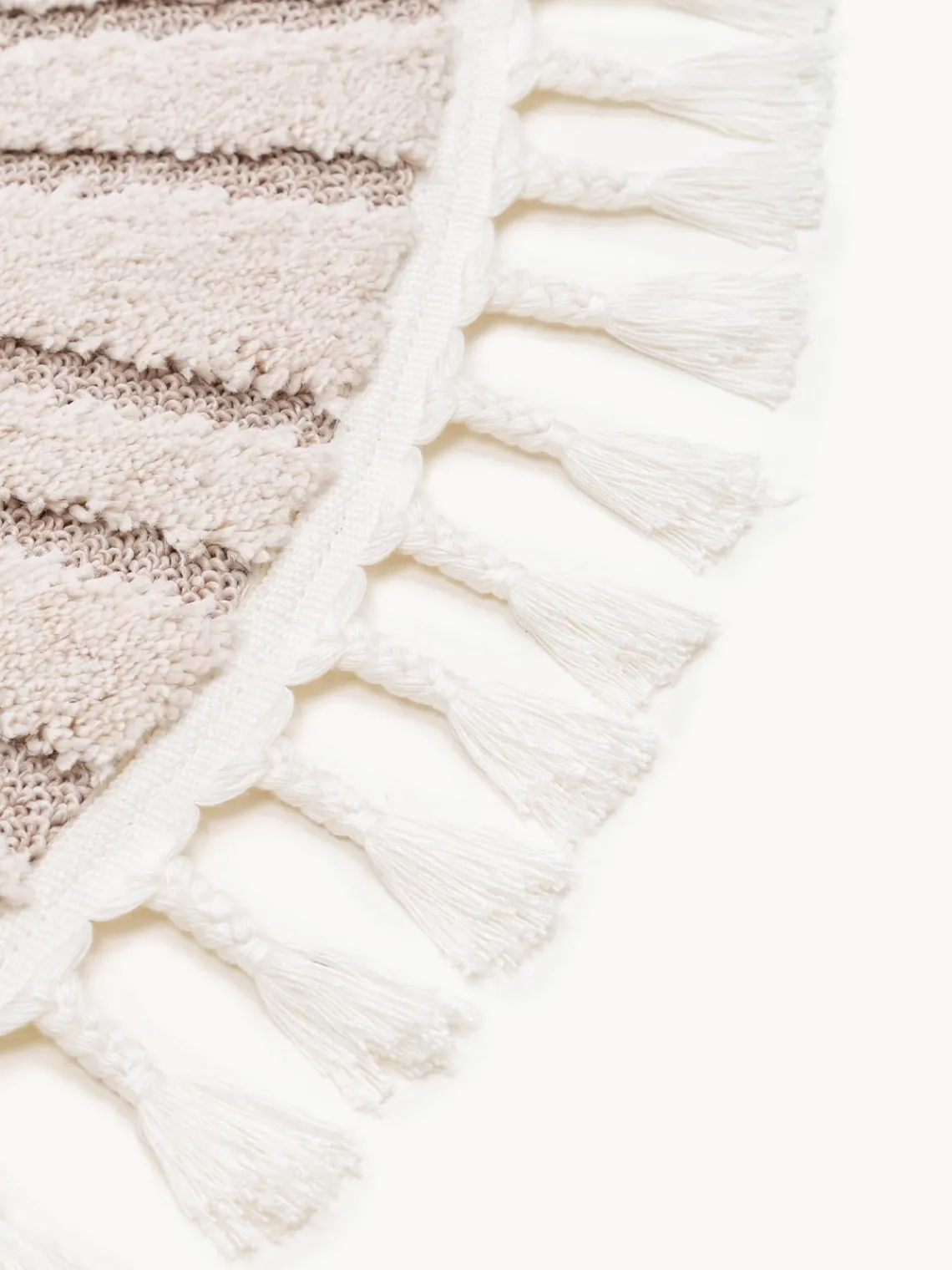 Discount Benuta Tapis rond pour enfant avec pompons Momo
