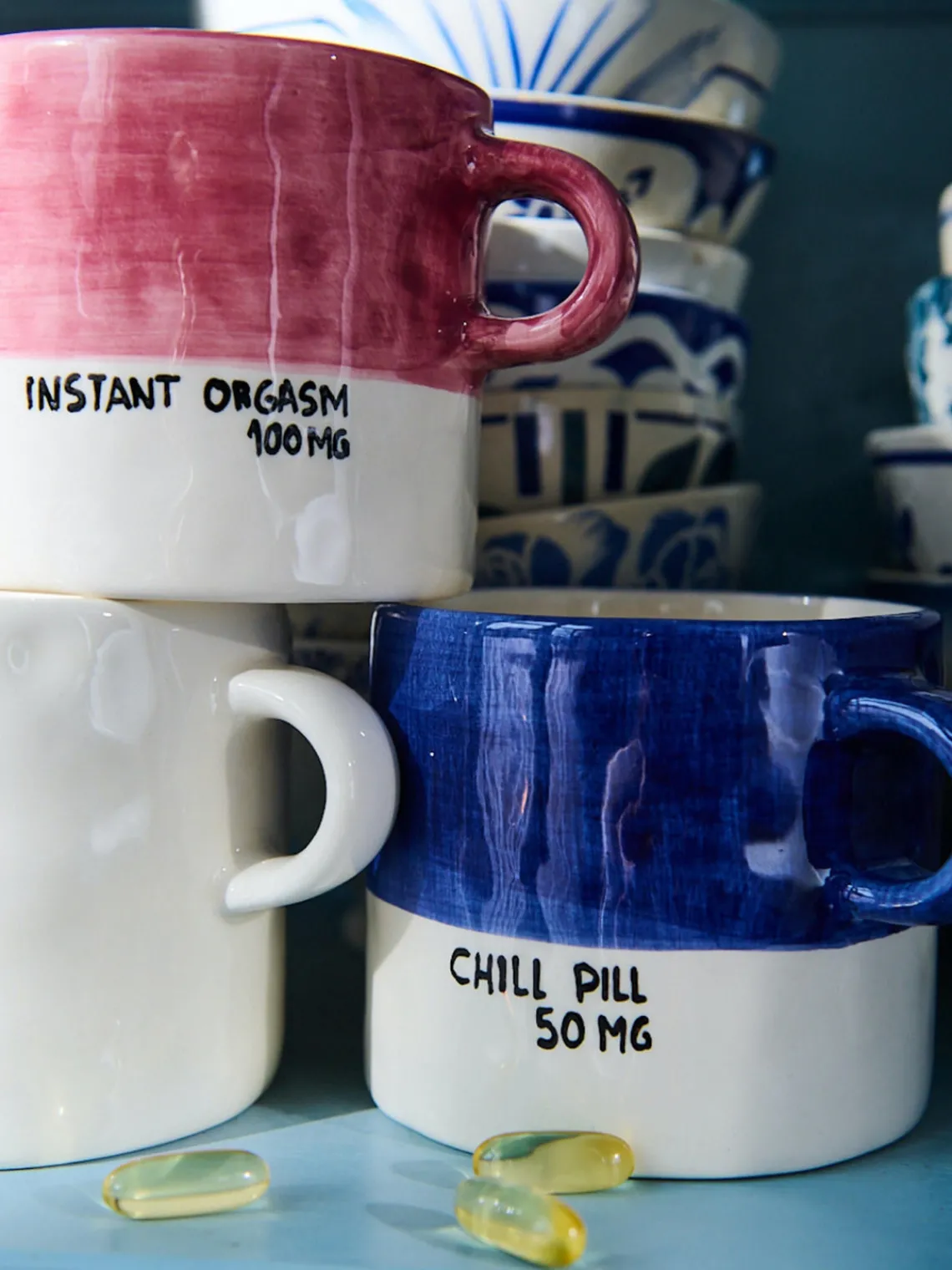 Online Anna + Nina Tasse XL peinte à la main Chill Pill
