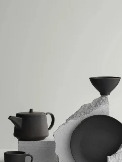 Hot blomus Théière artisanale Kumi, 1 L Taupe
