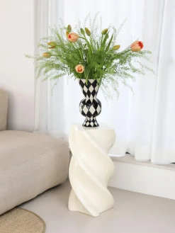 Fashion &k Amsterdam Vase peint à la main Rhombic, haut. 30 cm Noir, blanc cassé