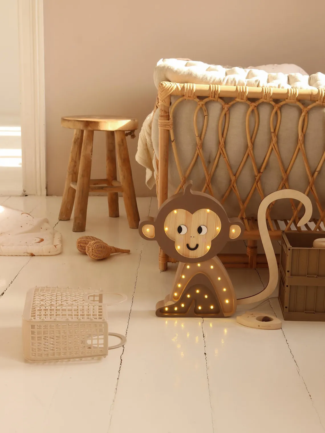 Sale Little Lights Veilleuse LED faite main avec minuterie et télécommande Monkey, intensité lumineuse variable