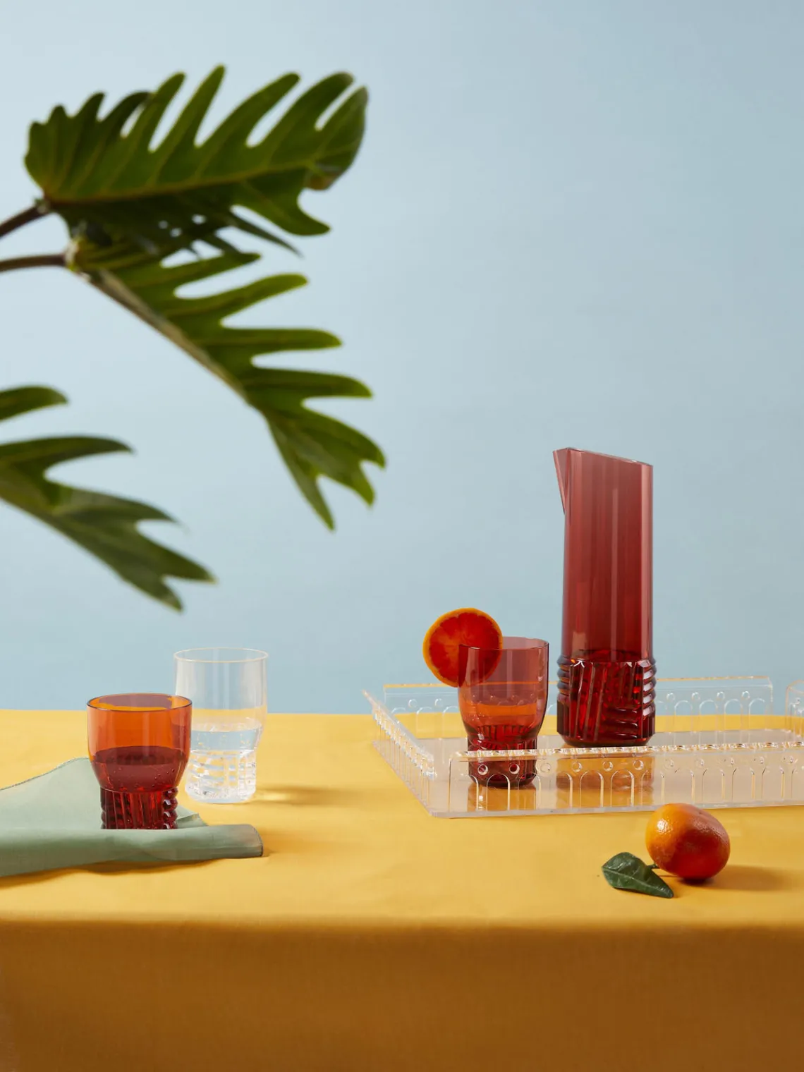 Hot Kartell Verres à eau avec surface texturée Trama, 4 pièces Rouge corail, transparent