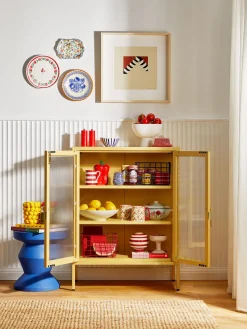 Clearance Mustard Made Vitrine en métal et verre strié The Mixer Jaune pâle